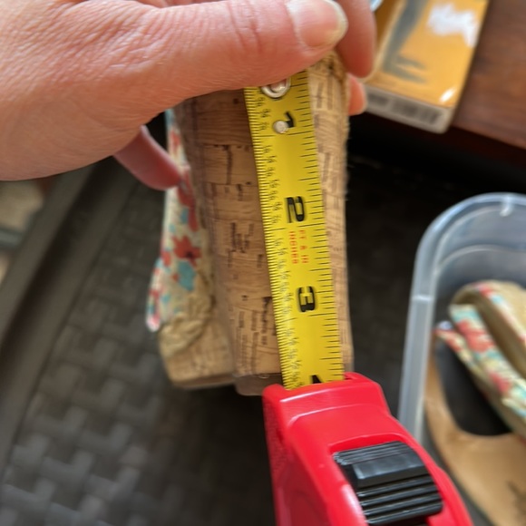 Floral Orange Blue Cream Peep Toe Bow Madden Girl Wedges 4 Inch Wedge si… - Picture 9 of 9